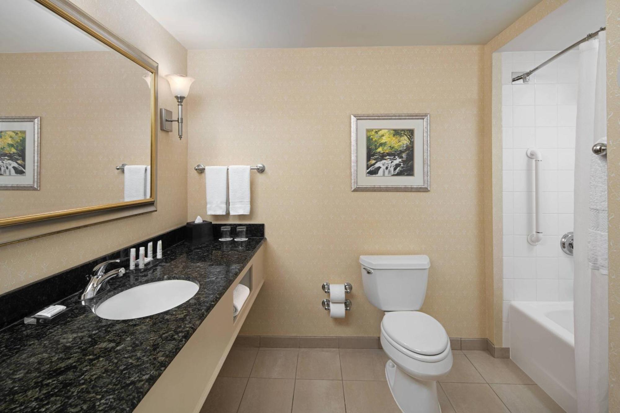 Spartanburg Marriott Экстерьер фото